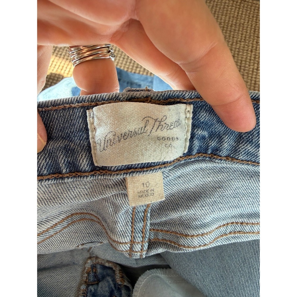 Universal Threads Women's mid rise 80s slim jeans - Picture 3 of 4